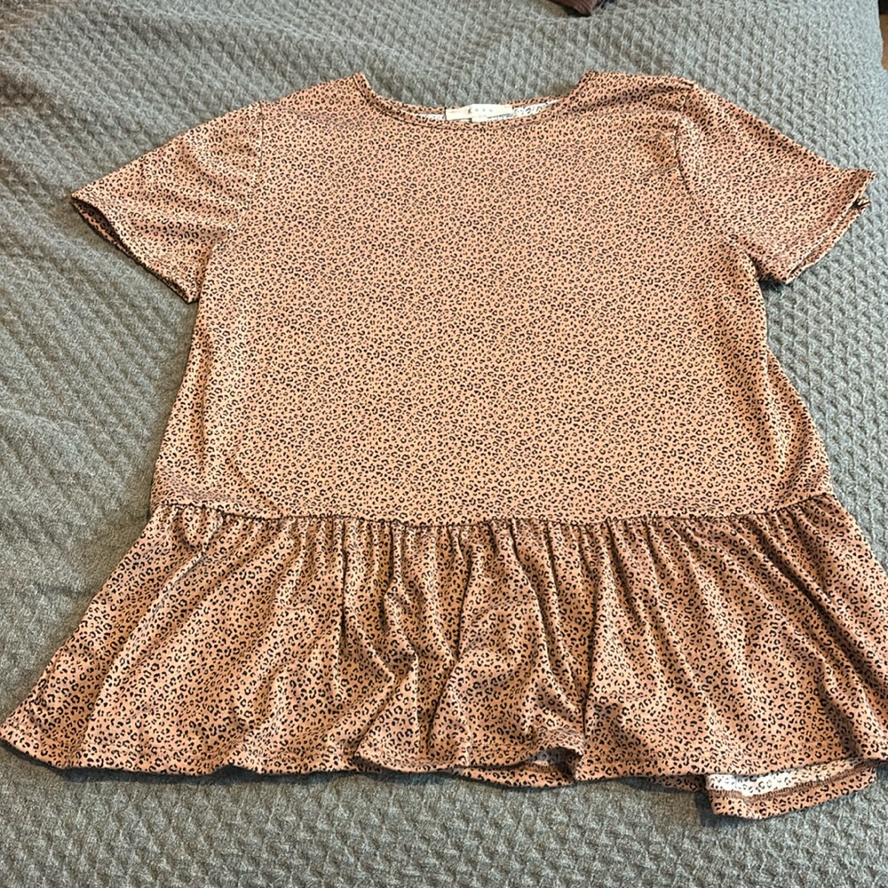 Gaze Leopard Print T-Shirt with ruffled bottom
